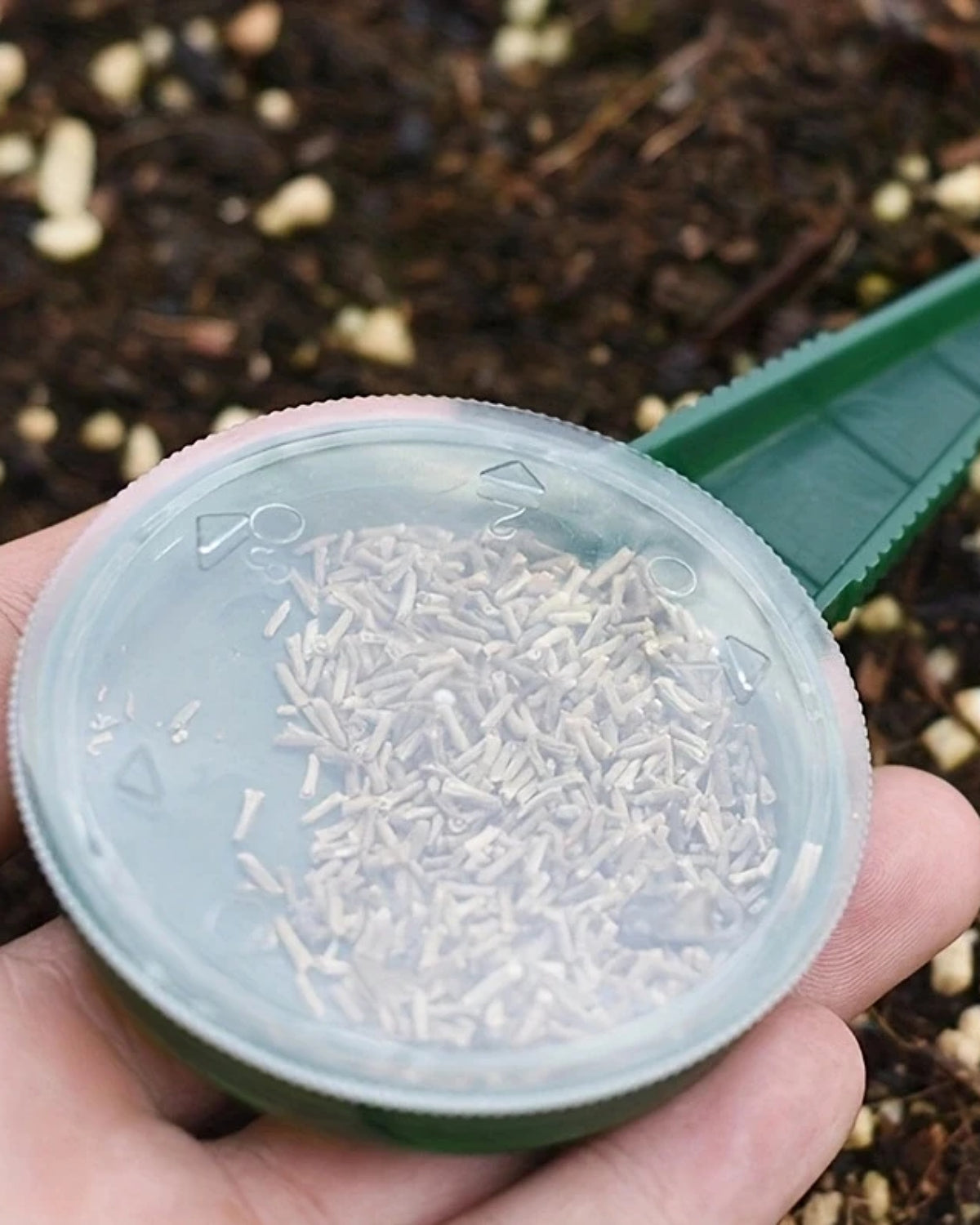Hand Seed Dispenser